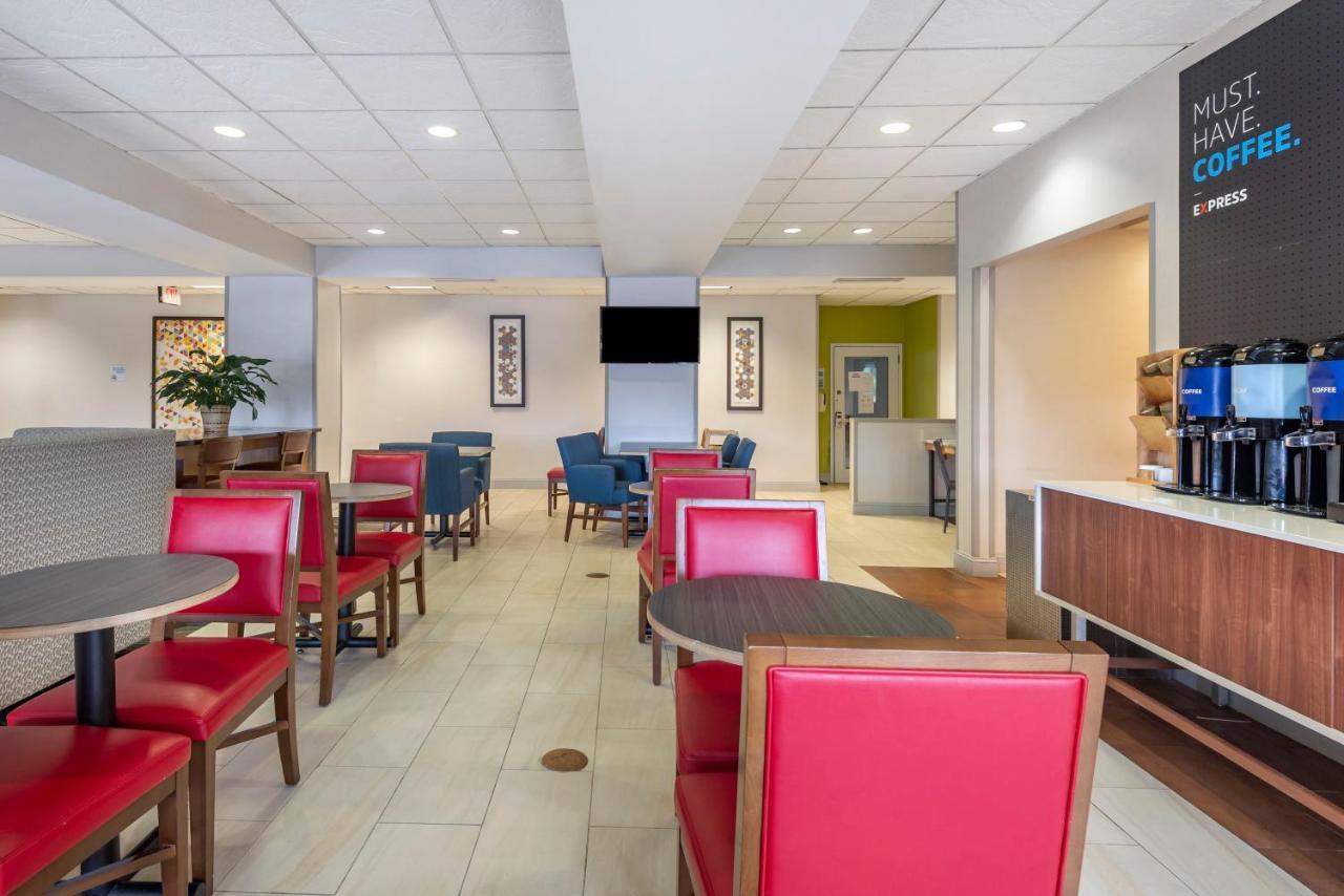 Holiday Inn Express Charlotte West - Gastonia By Ihg מראה חיצוני תמונה