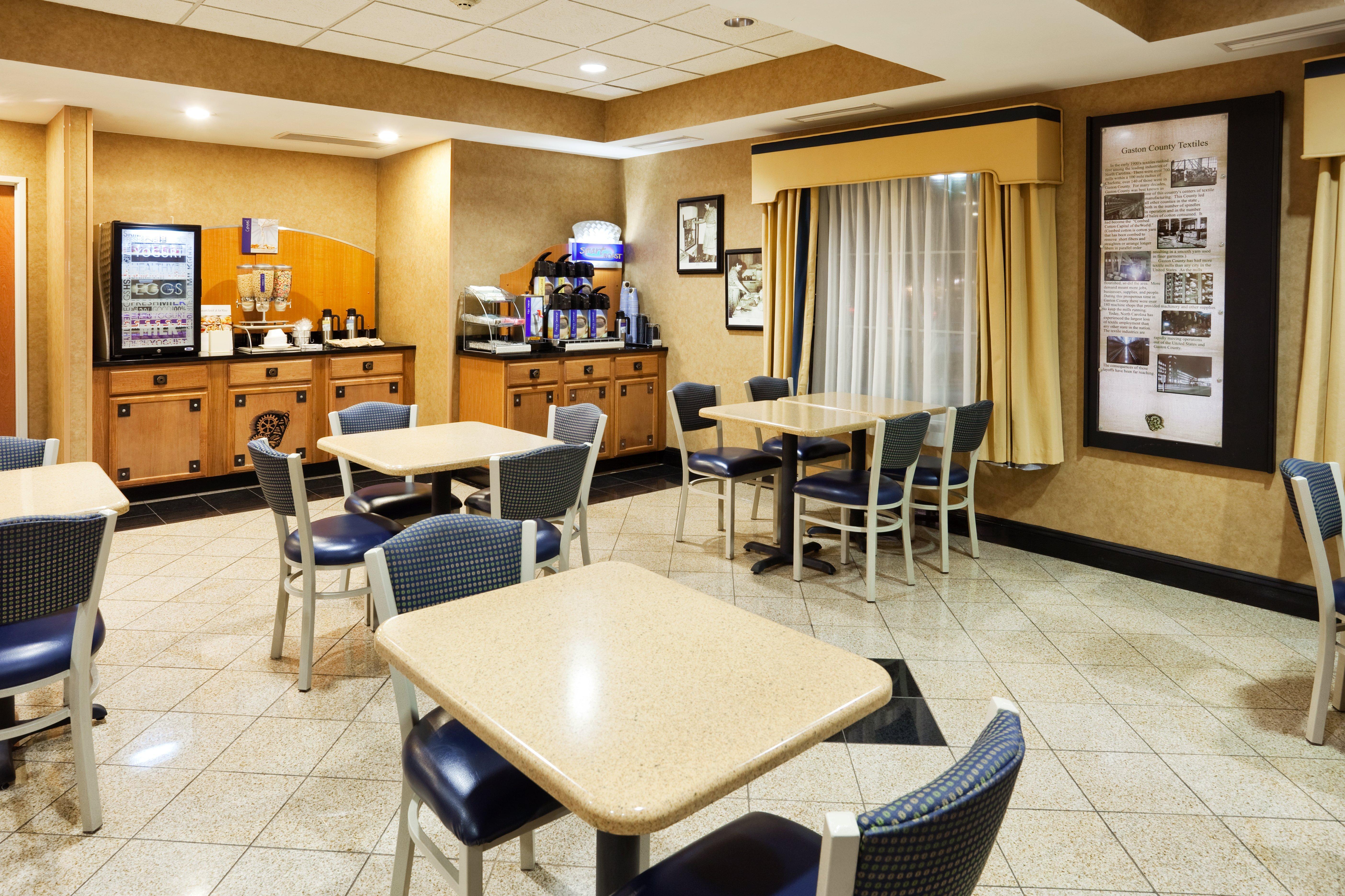 Holiday Inn Express Charlotte West - Gastonia By Ihg מראה חיצוני תמונה