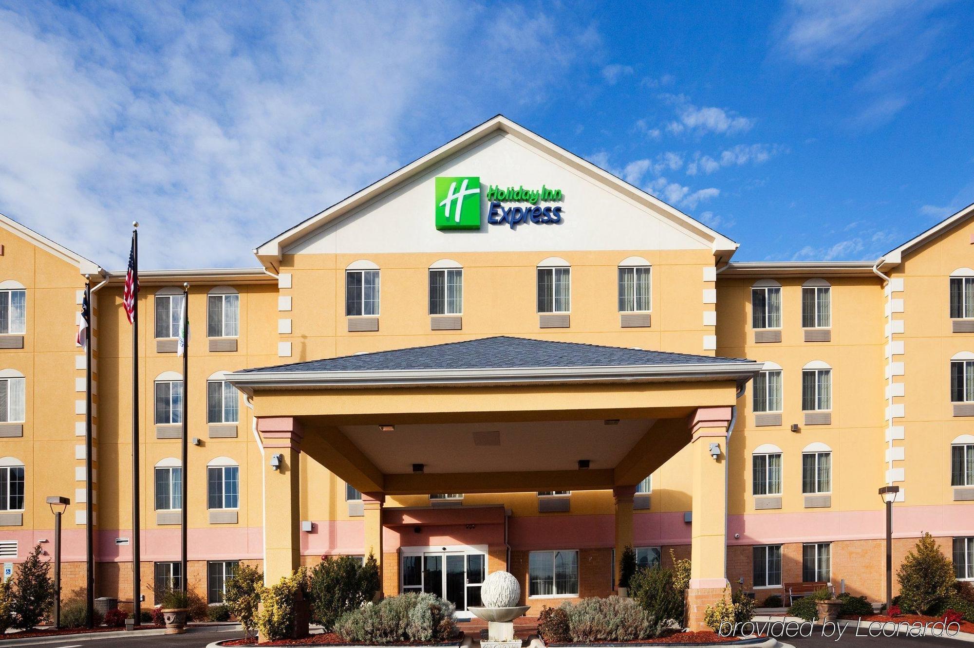 Holiday Inn Express Charlotte West - Gastonia By Ihg מראה חיצוני תמונה