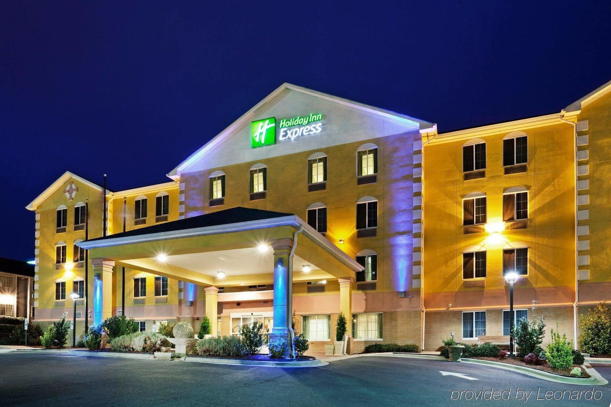 Holiday Inn Express Charlotte West - Gastonia By Ihg מראה חיצוני תמונה